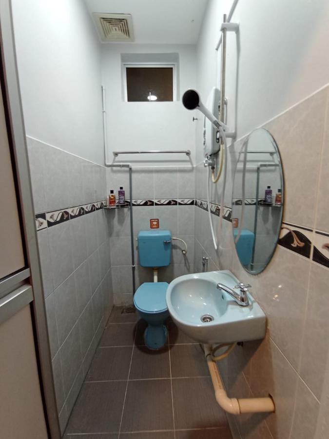 D Layaran Kuantan Lpt Exit 833 Hotel Exterior photo