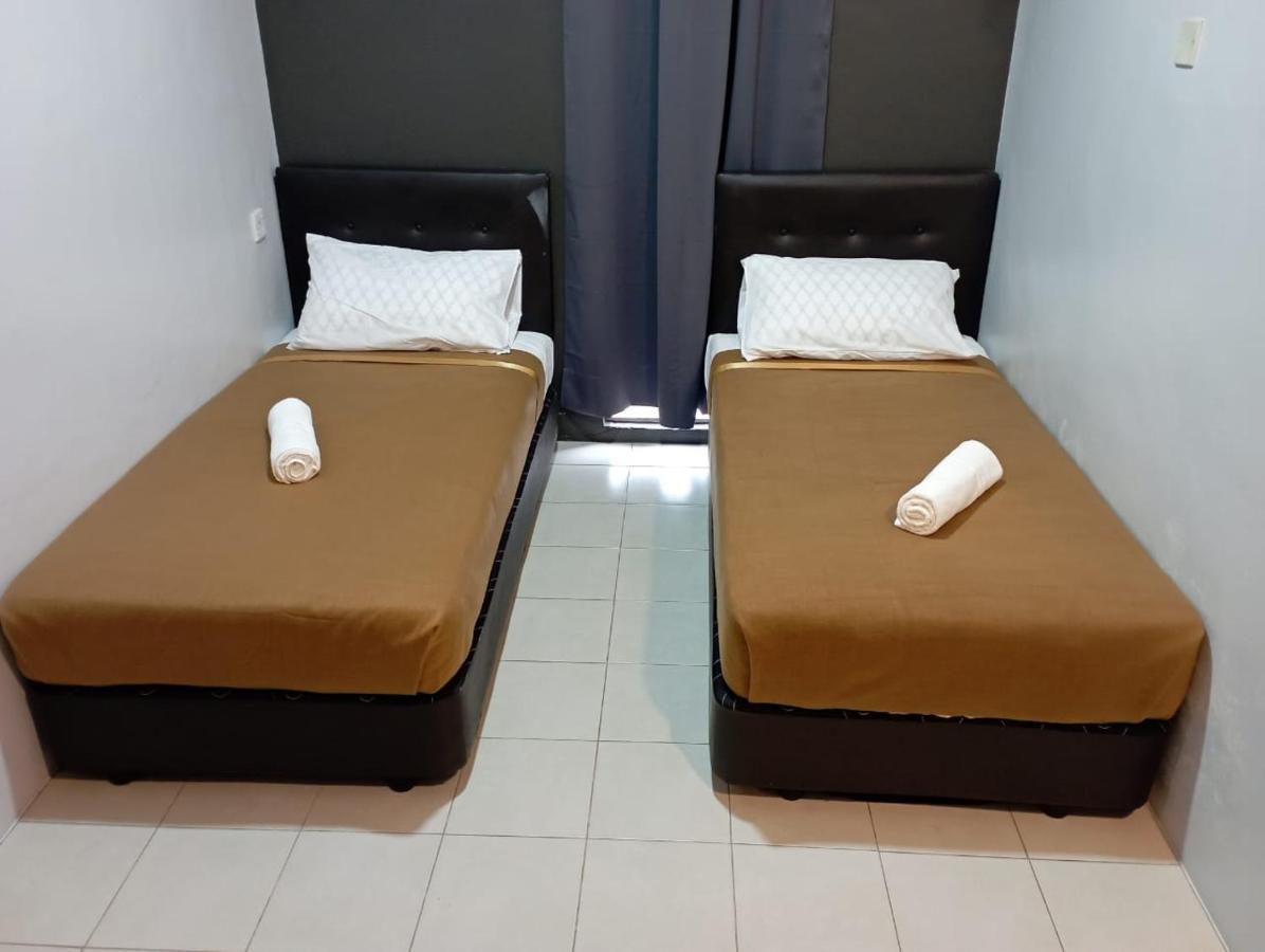 D Layaran Kuantan Lpt Exit 833 Hotel Exterior photo